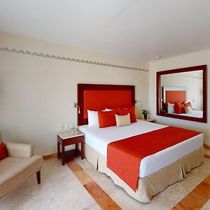 Deluxe  Pool Side Room Adults only