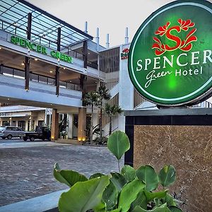 Spencer Green Hotel